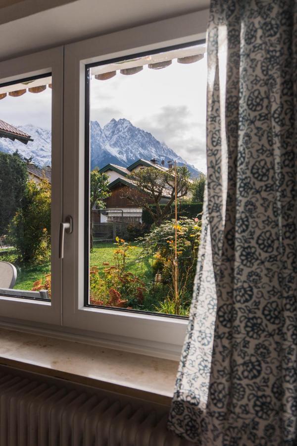 Haus Mit Wunderschoenem Ausblick Und Garten Гарміш-Партенкірхен Екстер'єр фото